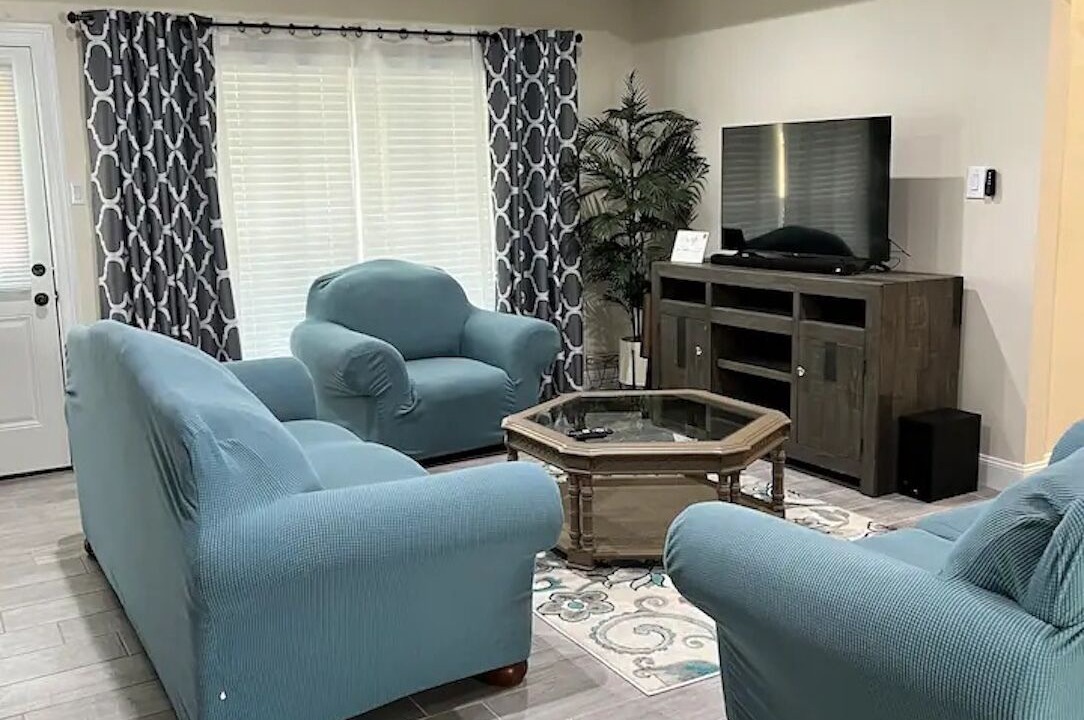Photo of Livingroom in South Baton Rouge