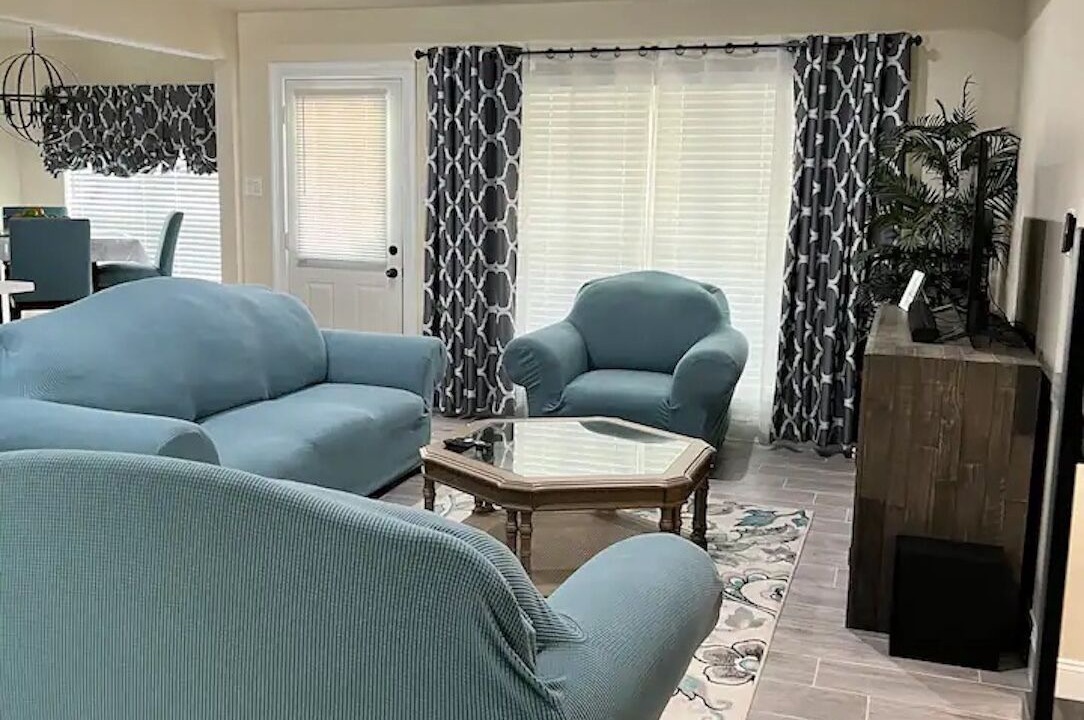 Photo of Livingroom in South Baton Rouge