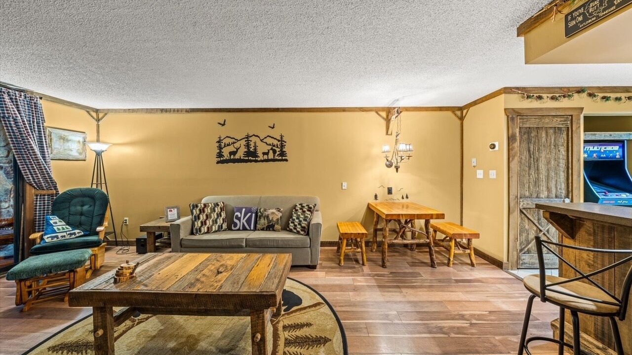 Photo of Livingroom in Chalet Village