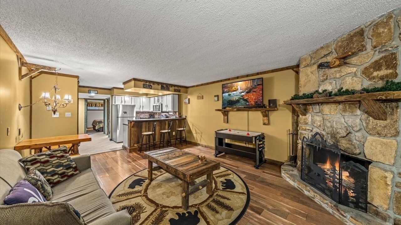 Photo of Livingroom in Chalet Village