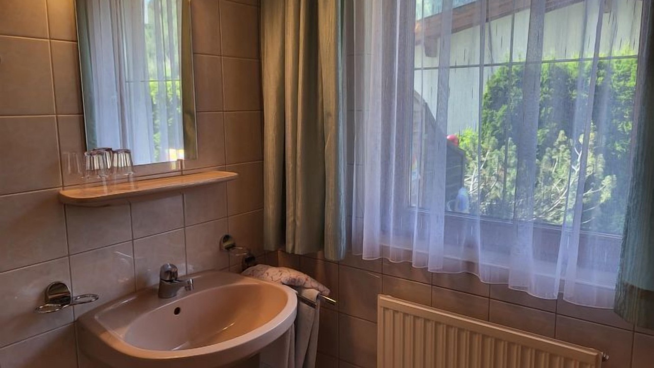 Photo of Bathroom in Spiss