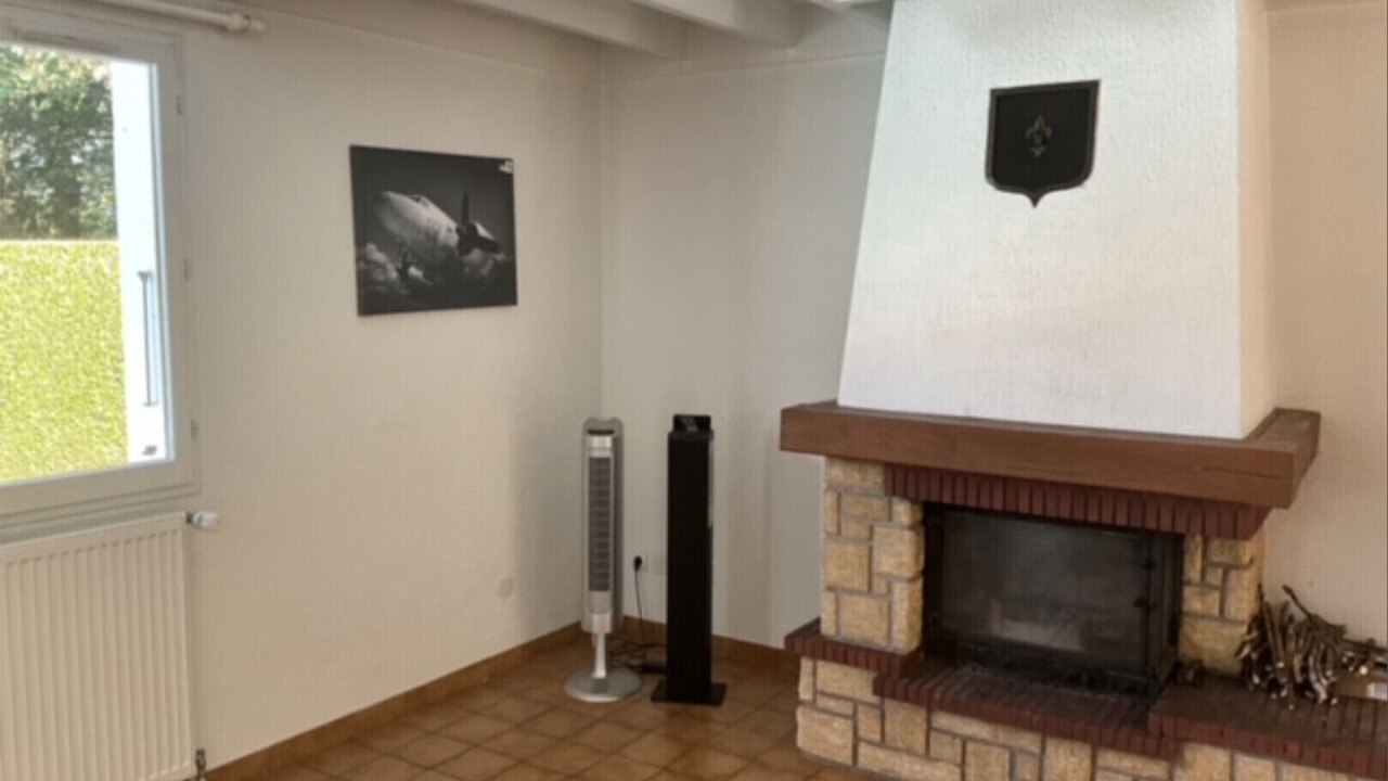 Photo of Livingroom in Cessenaz