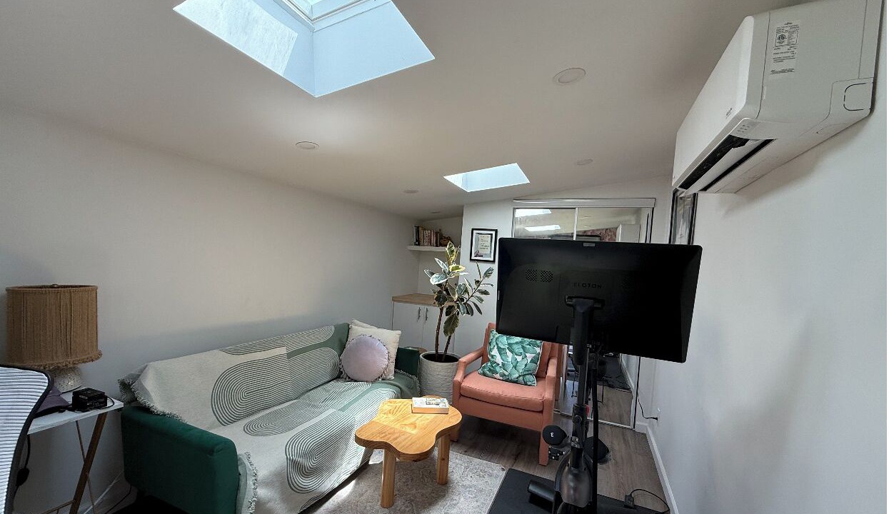Photo of Livingroom in Atwater Village