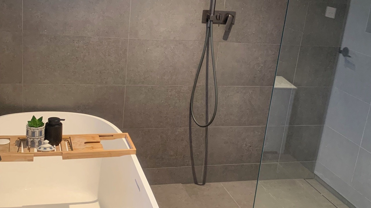 Photo of Bathroom in Avalon Beach