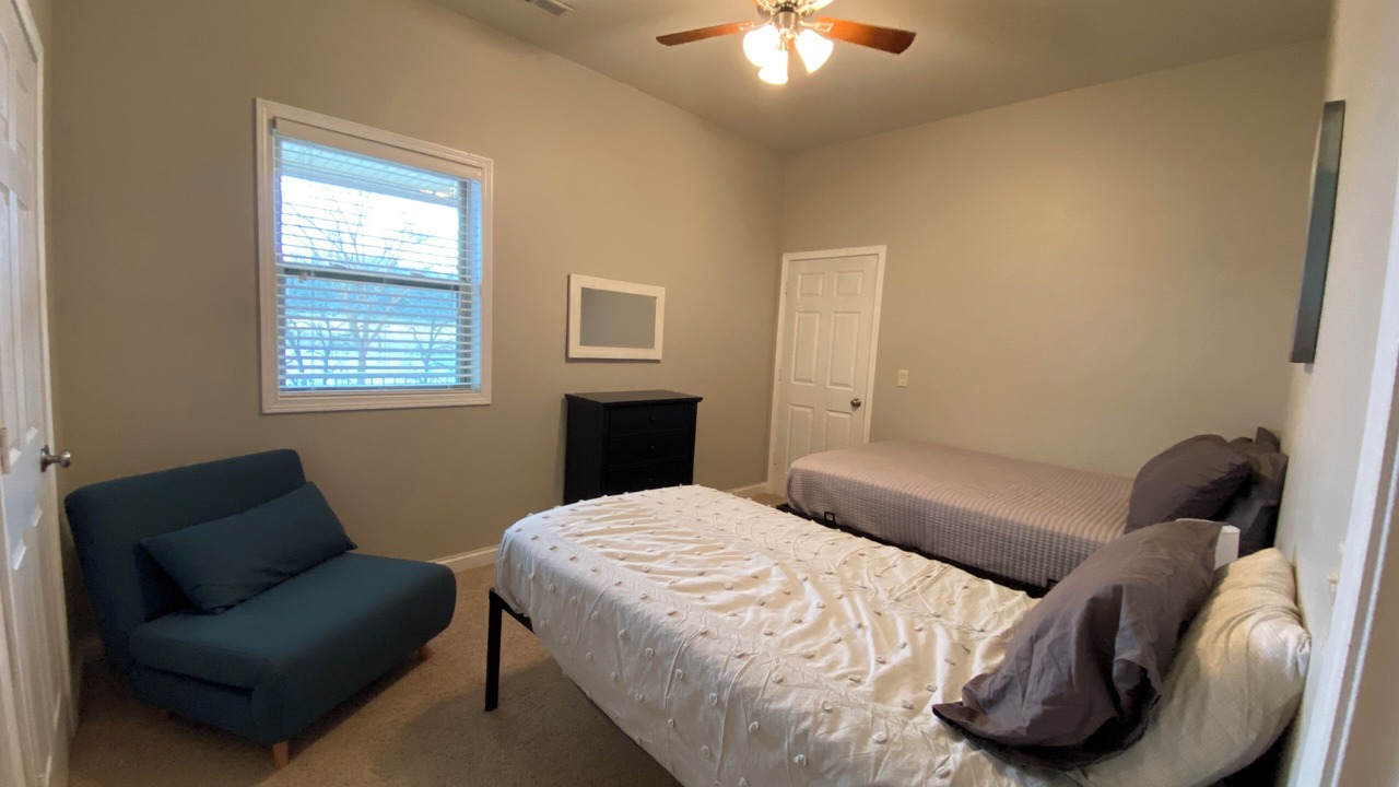 Photo of Bedroom in Camdenton
