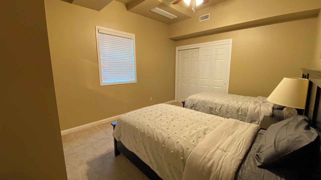 Photo of Bedroom in Camdenton