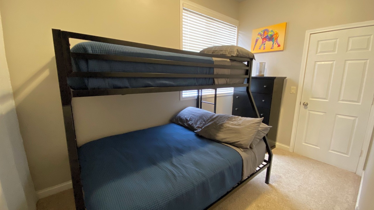 Photo of Bedroom in Camdenton