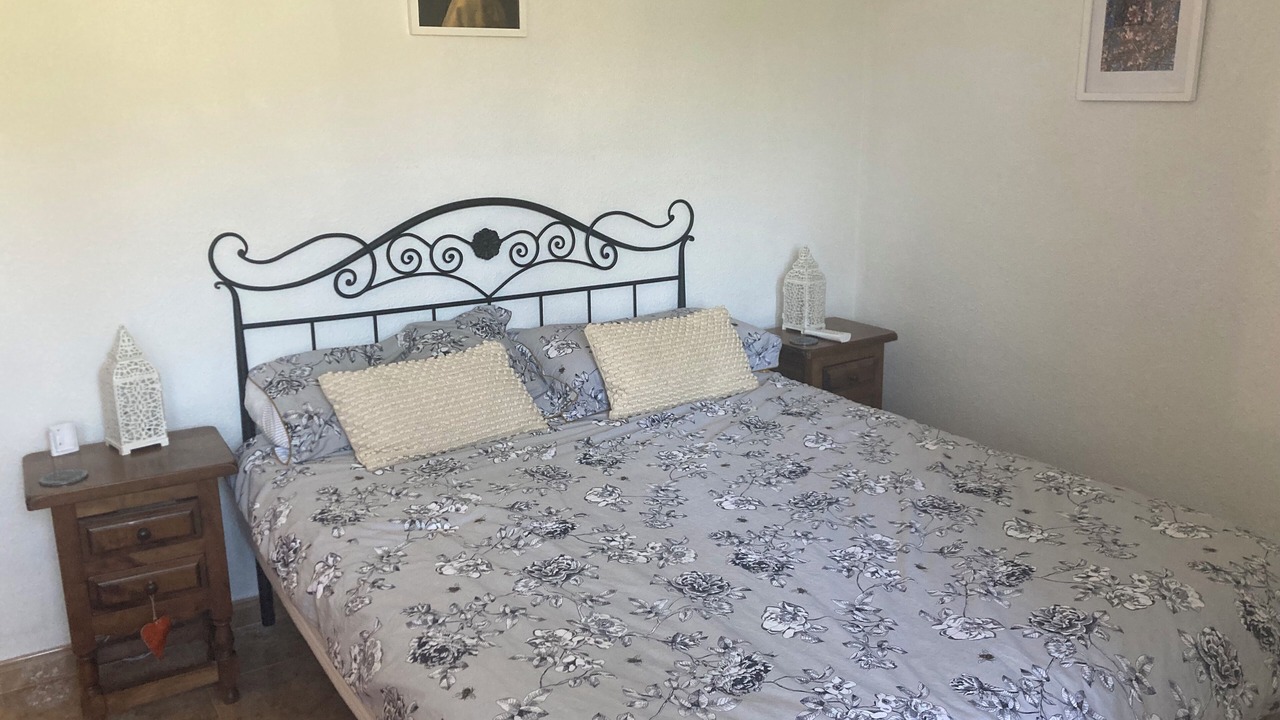 Photo of Bedroom in Alcalali