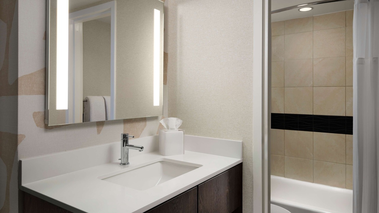Photo of Bathroom in Streeterville