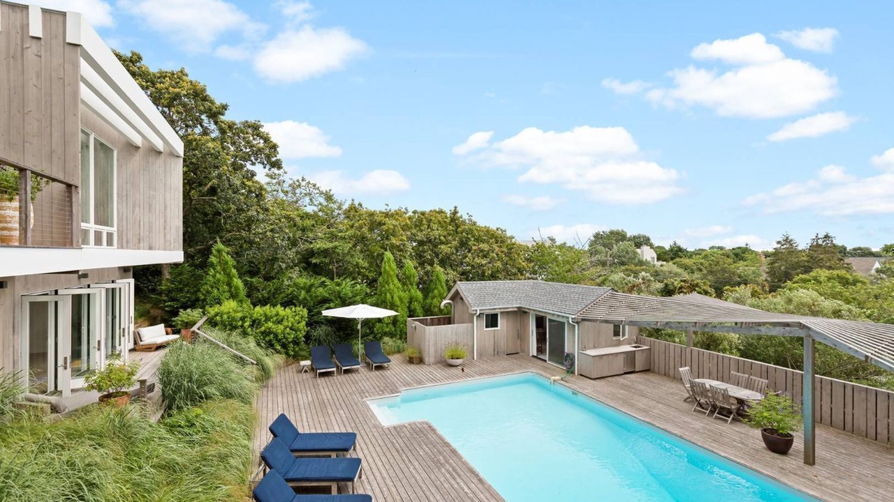 Photo of Outdoor in Beach Hampton