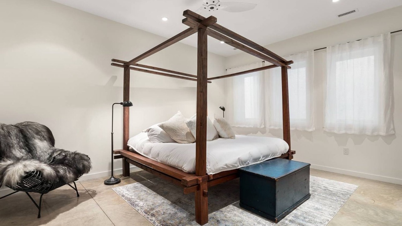 Photo of Bedroom in Beach Hampton