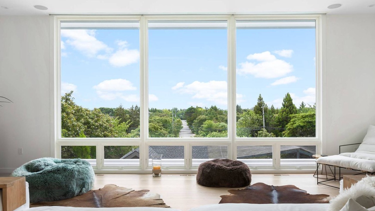 Photo of Bedroom in Beach Hampton