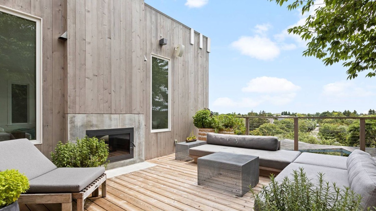 Photo of Patio Balcony in Beach Hampton