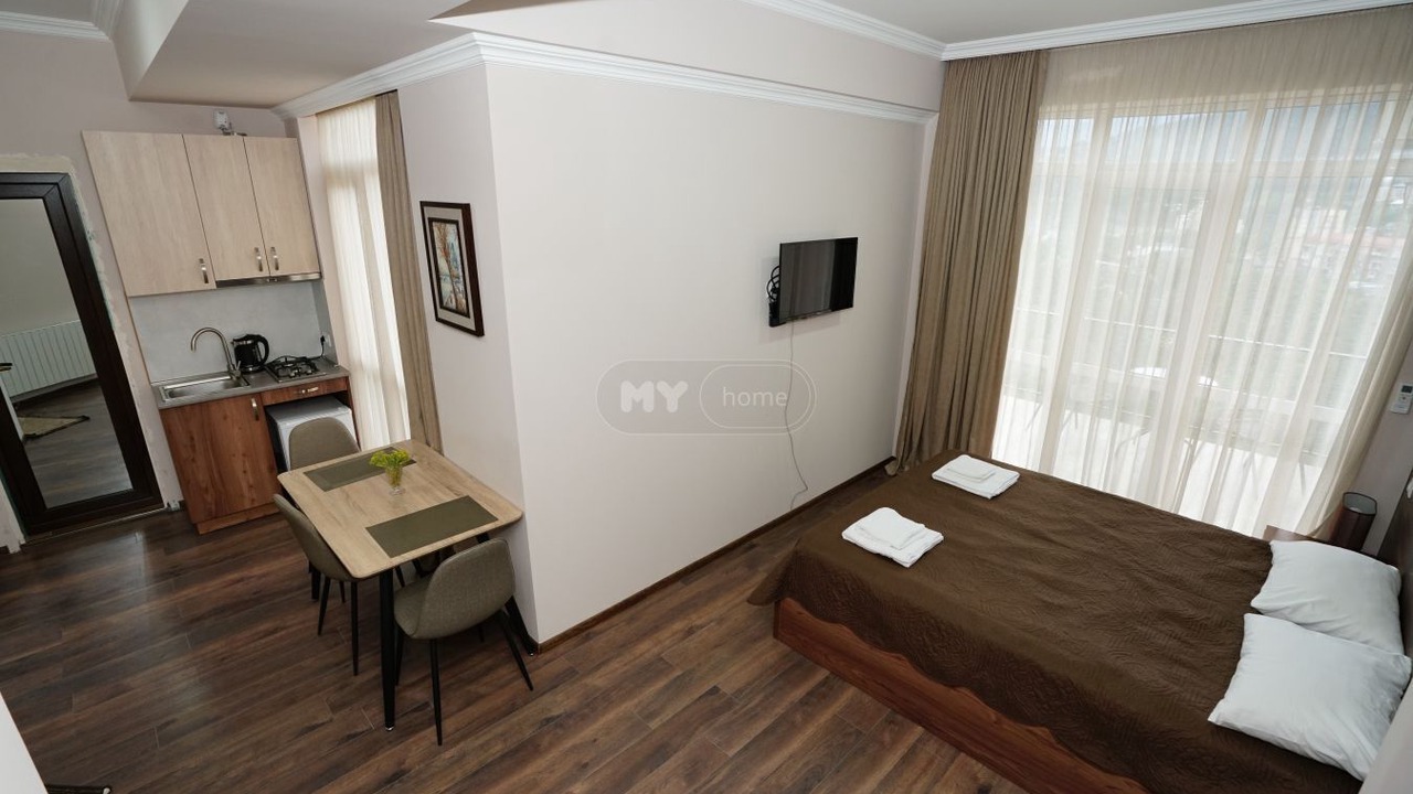 Photo of Bedroom in Likani