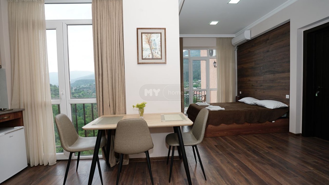 Photo of Bedroom in Likani