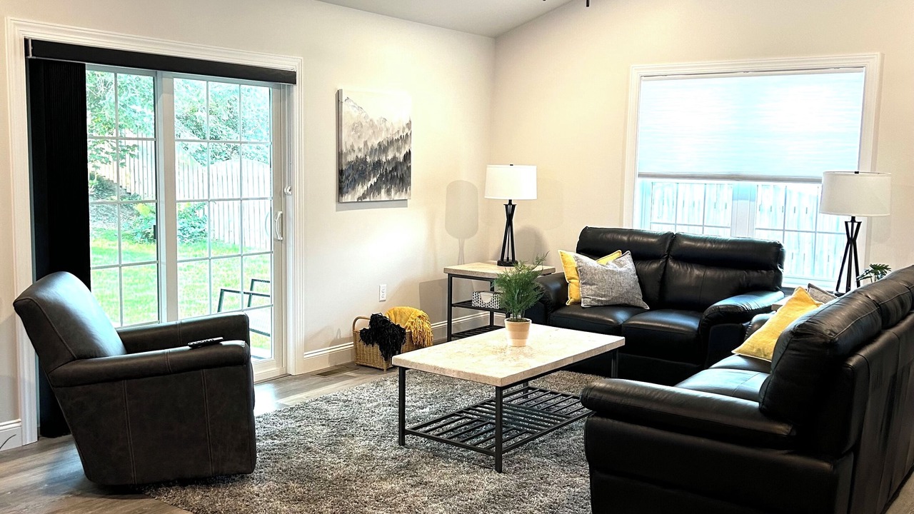 Photo of Livingroom in Palmyra
