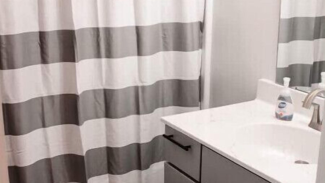 Photo of Bathroom in Palmyra
