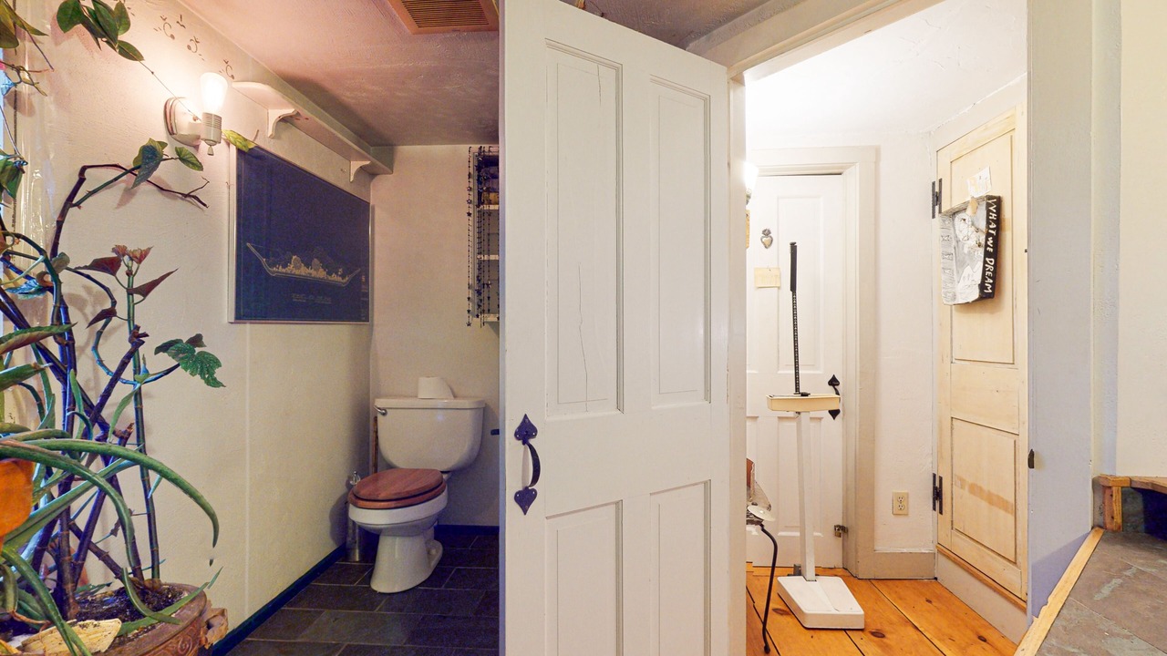 Photo of Bathroom in Calais