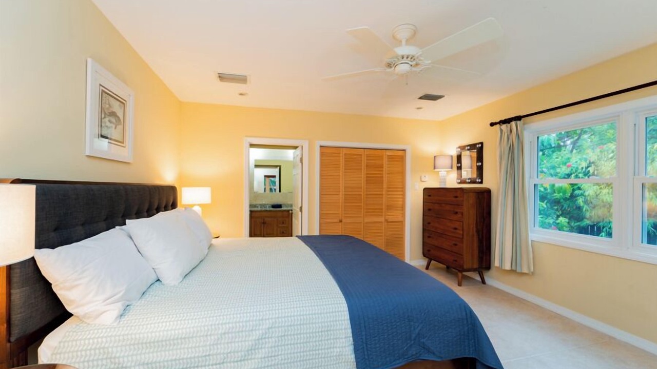 Photo of Bedroom in Bodden Town