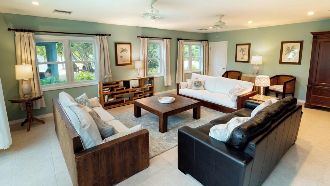 Photo of Livingroom in Bodden Town