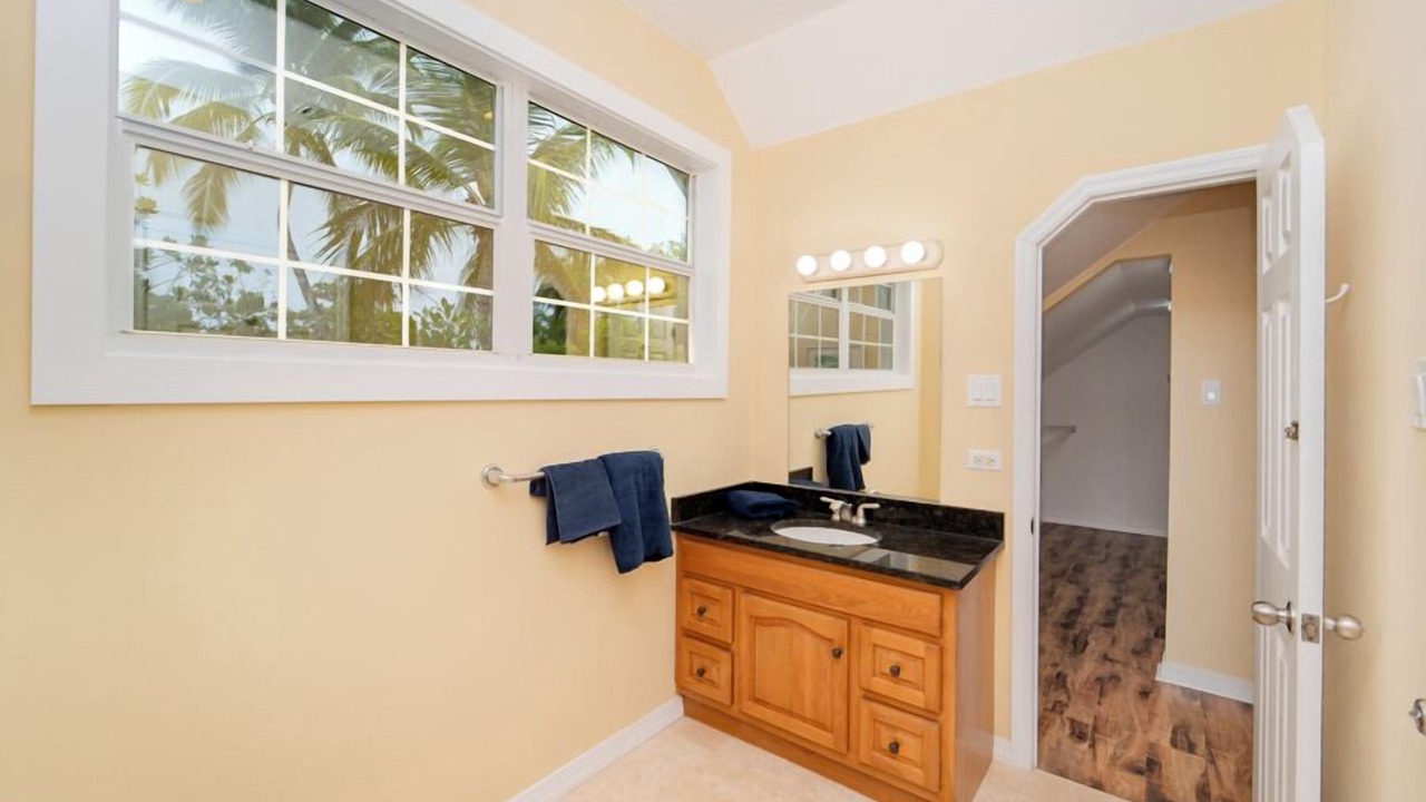 Photo of Bathroom in Bodden Town