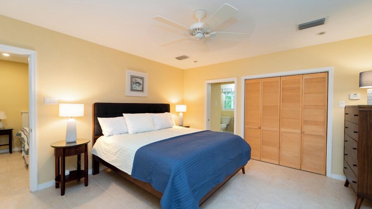 Photo of Bedroom in Bodden Town