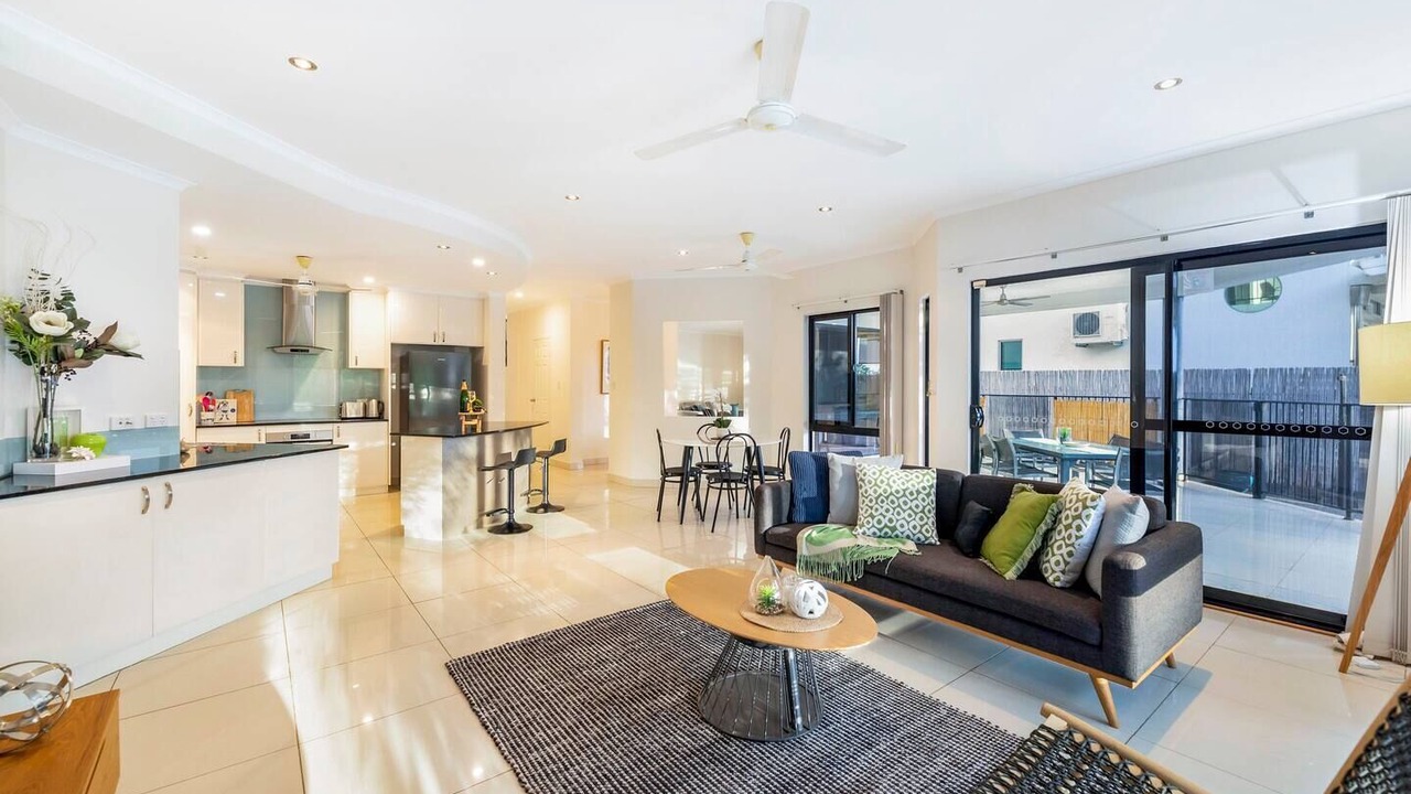 Photo of Livingroom in Bayview