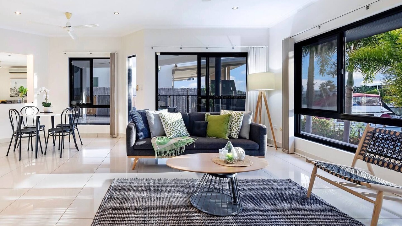 Photo of Livingroom in Bayview