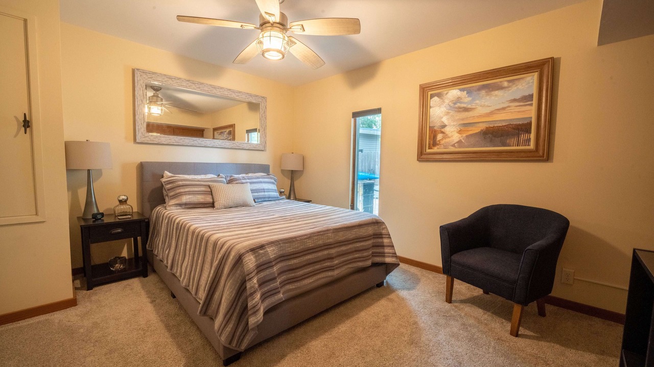 Photo of Bedroom in Sunnyland