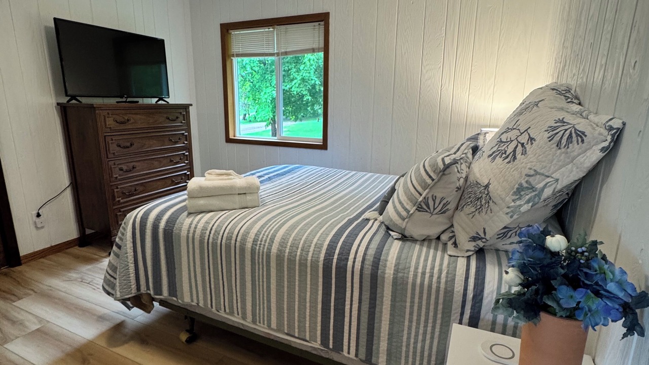 Photo of Bedroom in Richville