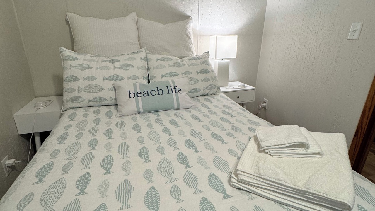 Photo of Bedroom in Richville