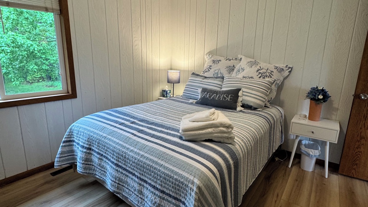Photo of Bedroom in Richville