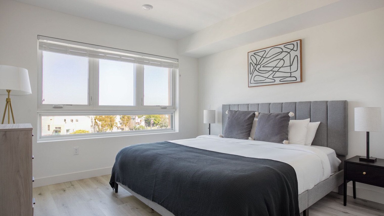 Photo of Bedroom in Mar Vista