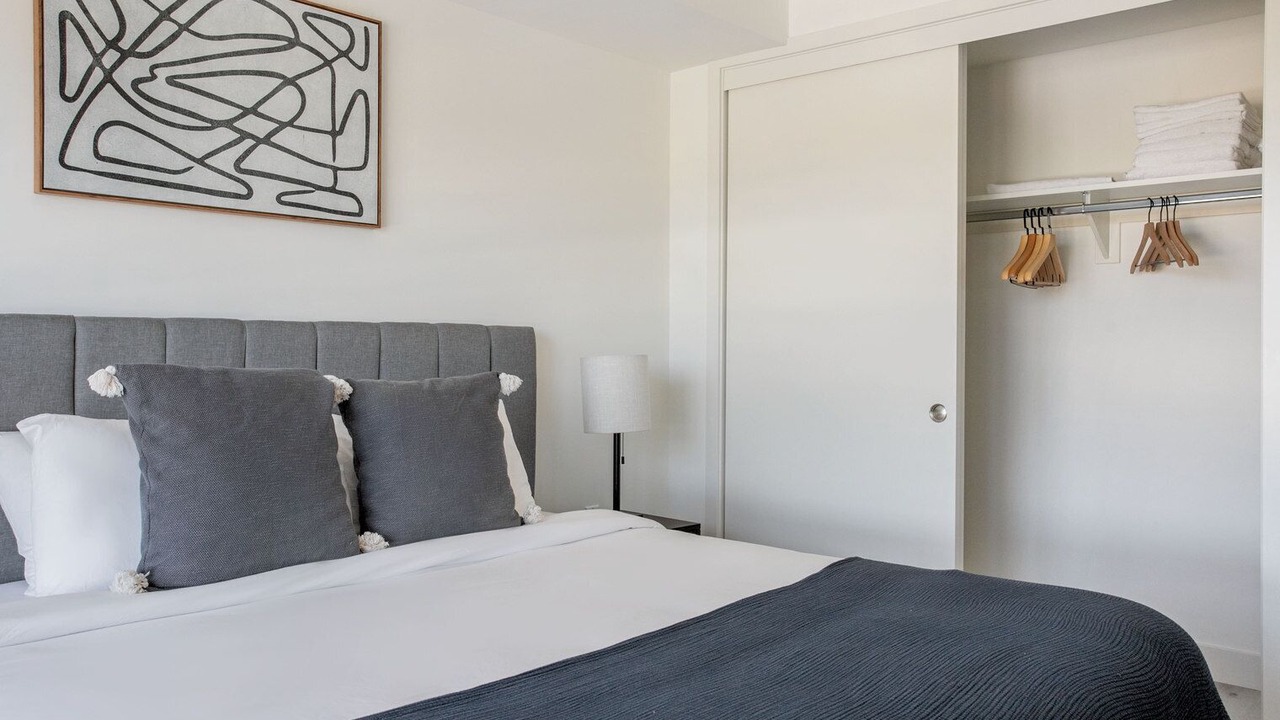 Photo of Bedroom in Mar Vista