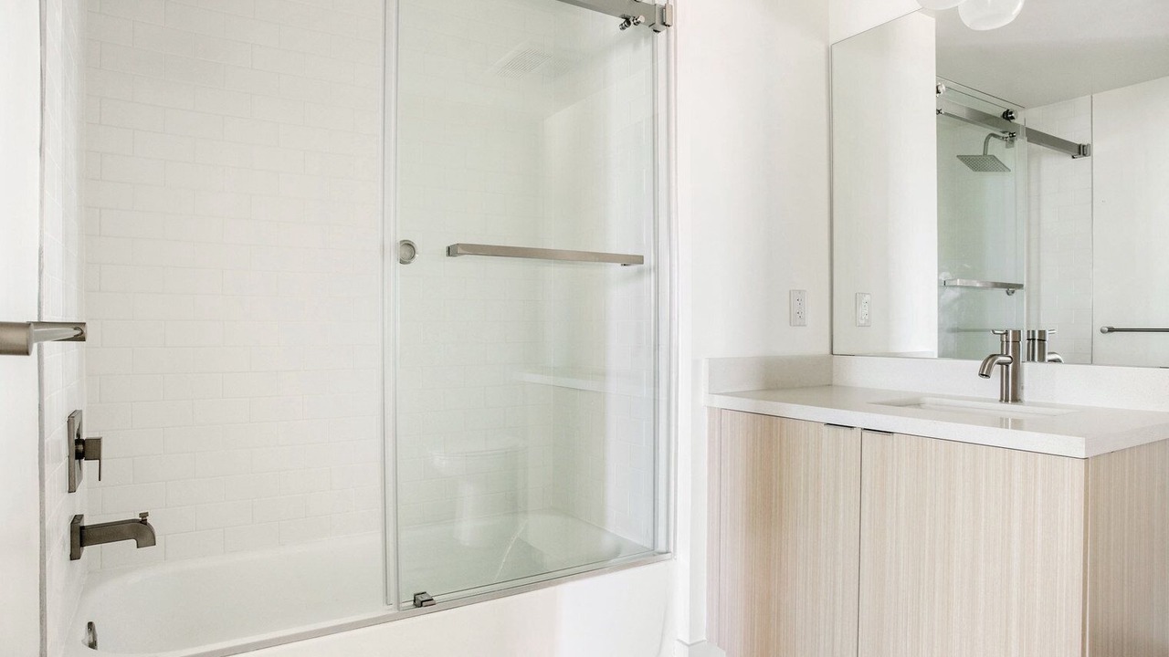 Photo of Bathroom in Mar Vista