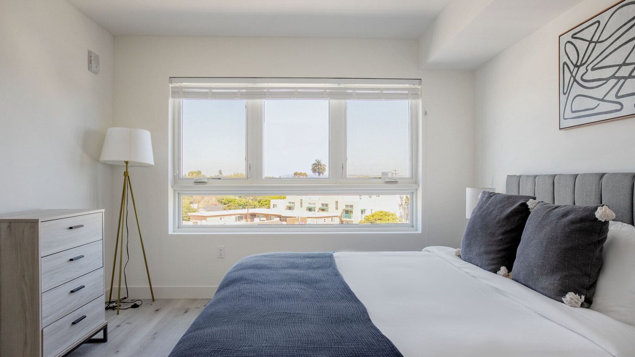 Photo of Bedroom in Mar Vista