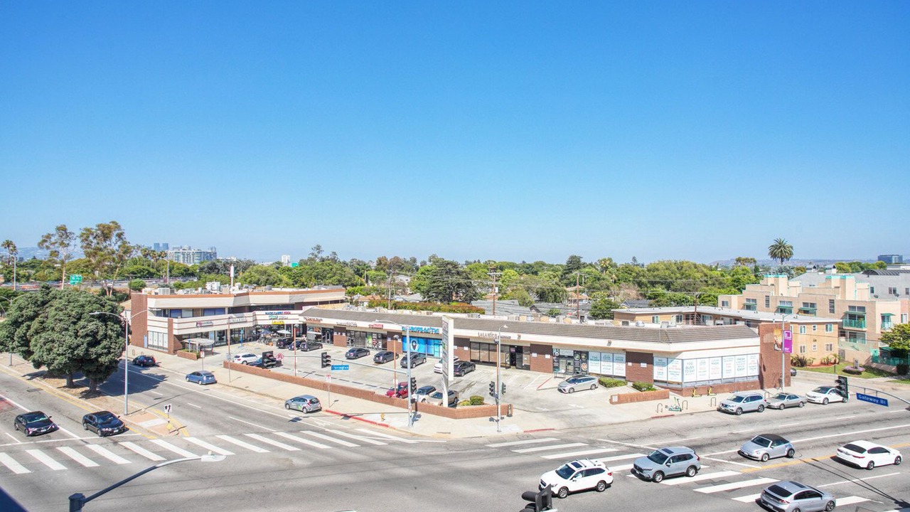 Photo of Others in Mar Vista