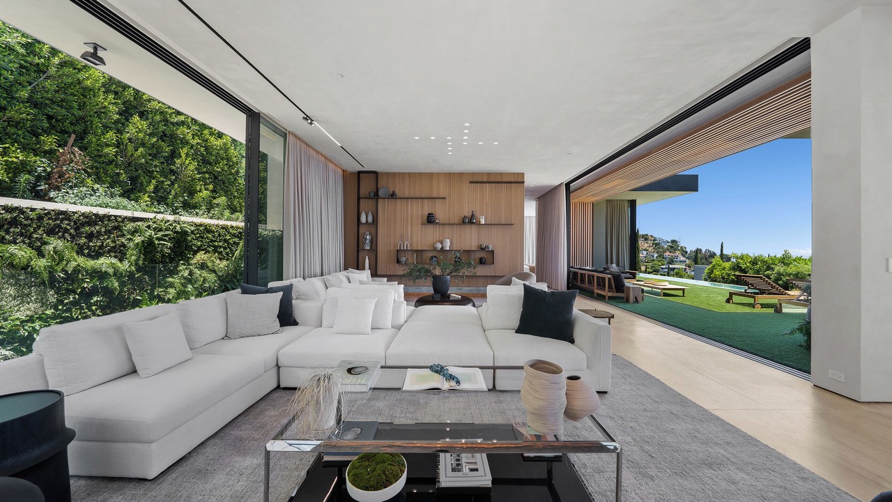 Photo of Livingroom in The Bird Streets