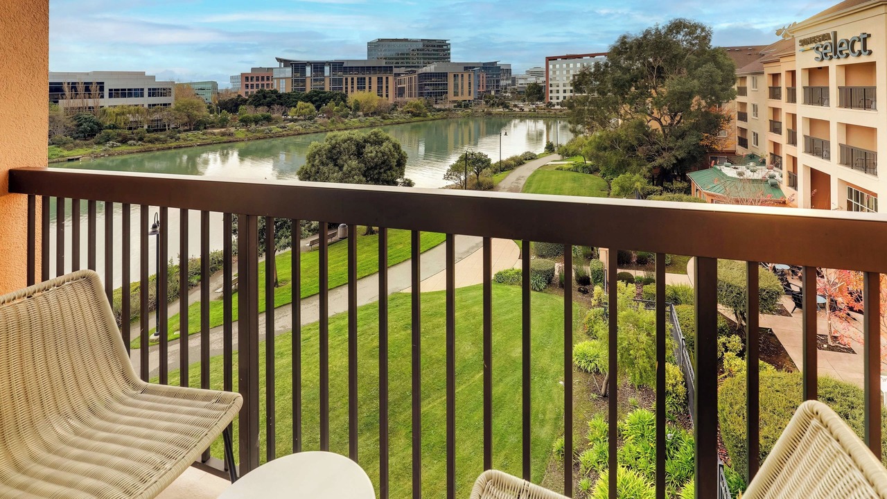 Photo of Patio Balcony in Oyster Point