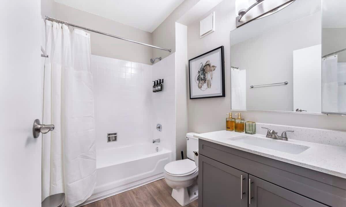 Photo of Bathroom in Oak Park