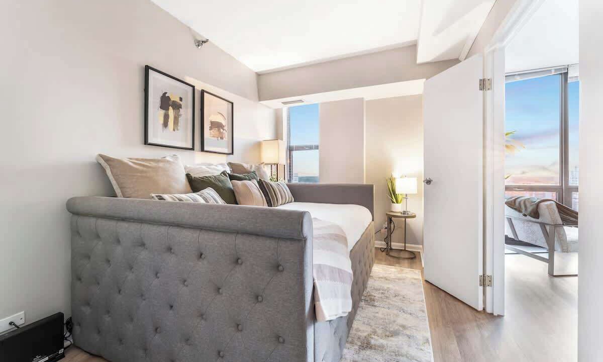 Photo of Livingroom in Oak Park