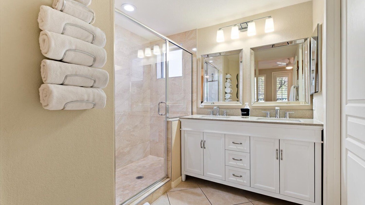 Photo of Bathroom in Kierland