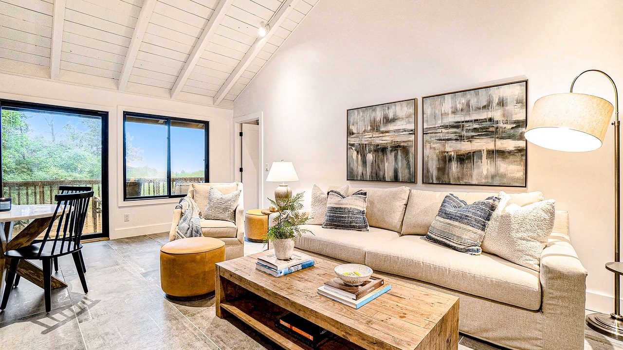 Photo of Livingroom in Manistee