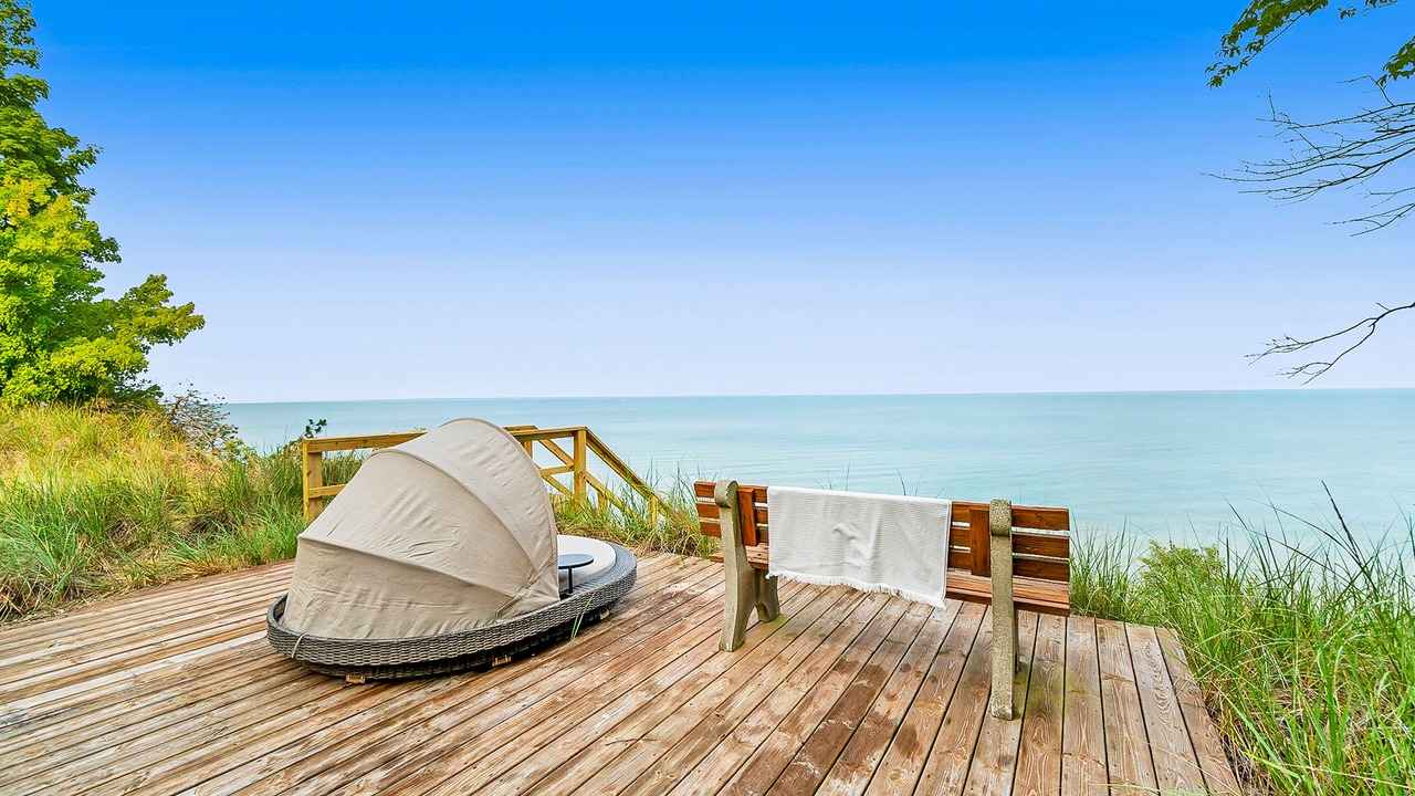 Photo of Patio Balcony in Manistee