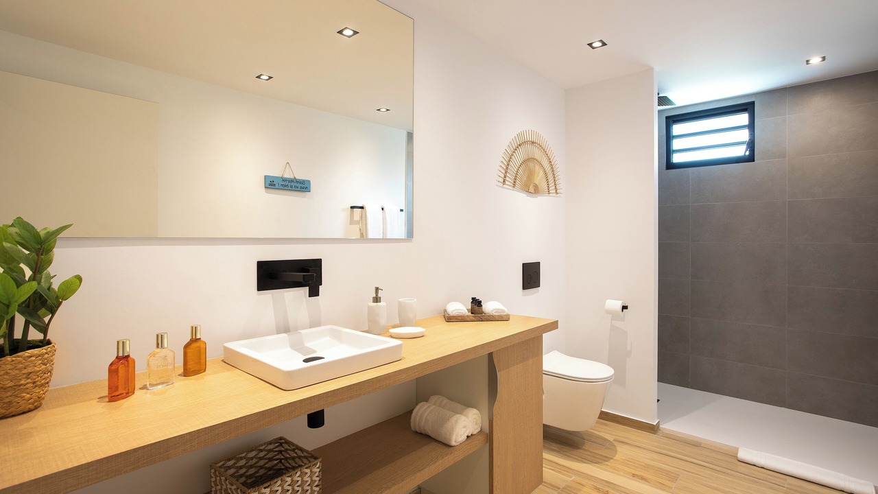 Photo of Bathroom in Orient Bay