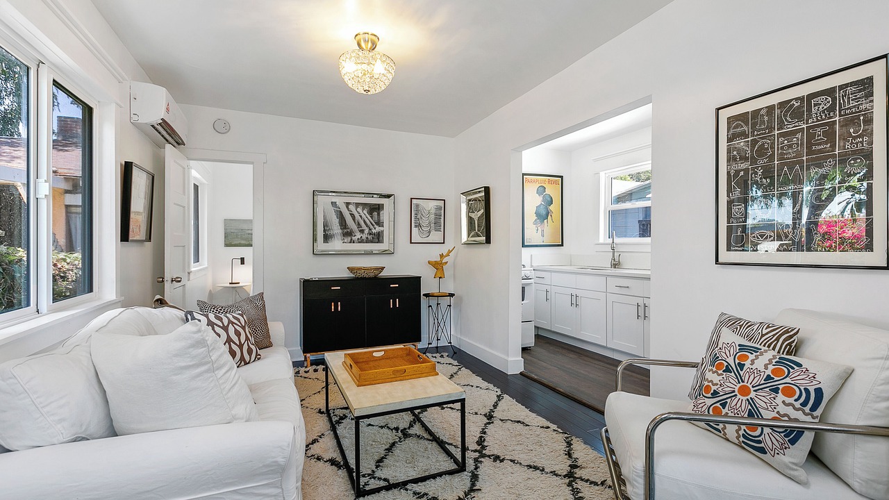 Photo of Livingroom in Silver Lake