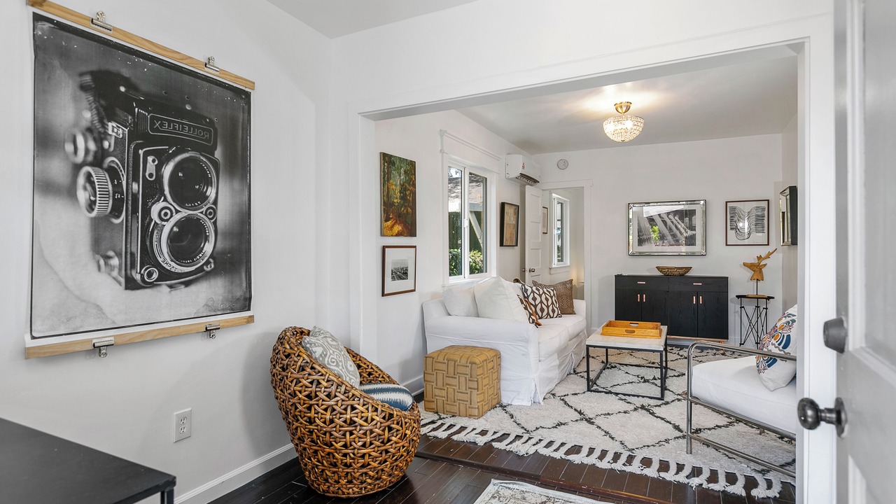 Photo of Livingroom in Silver Lake