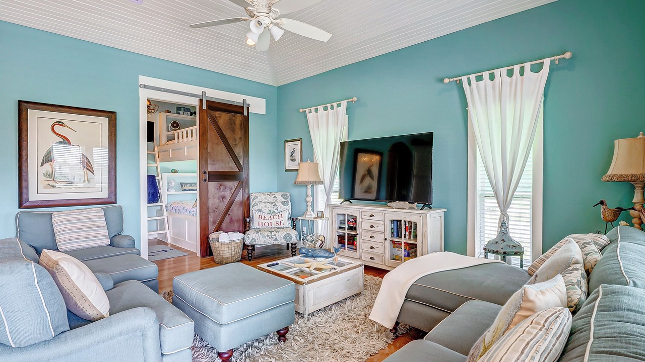 Photo of Bedroom in Port Bolivar