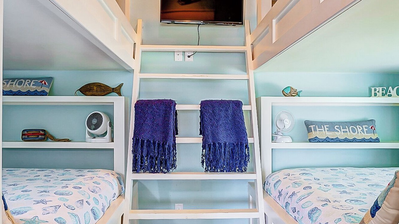 Photo of Bedroom in Port Bolivar