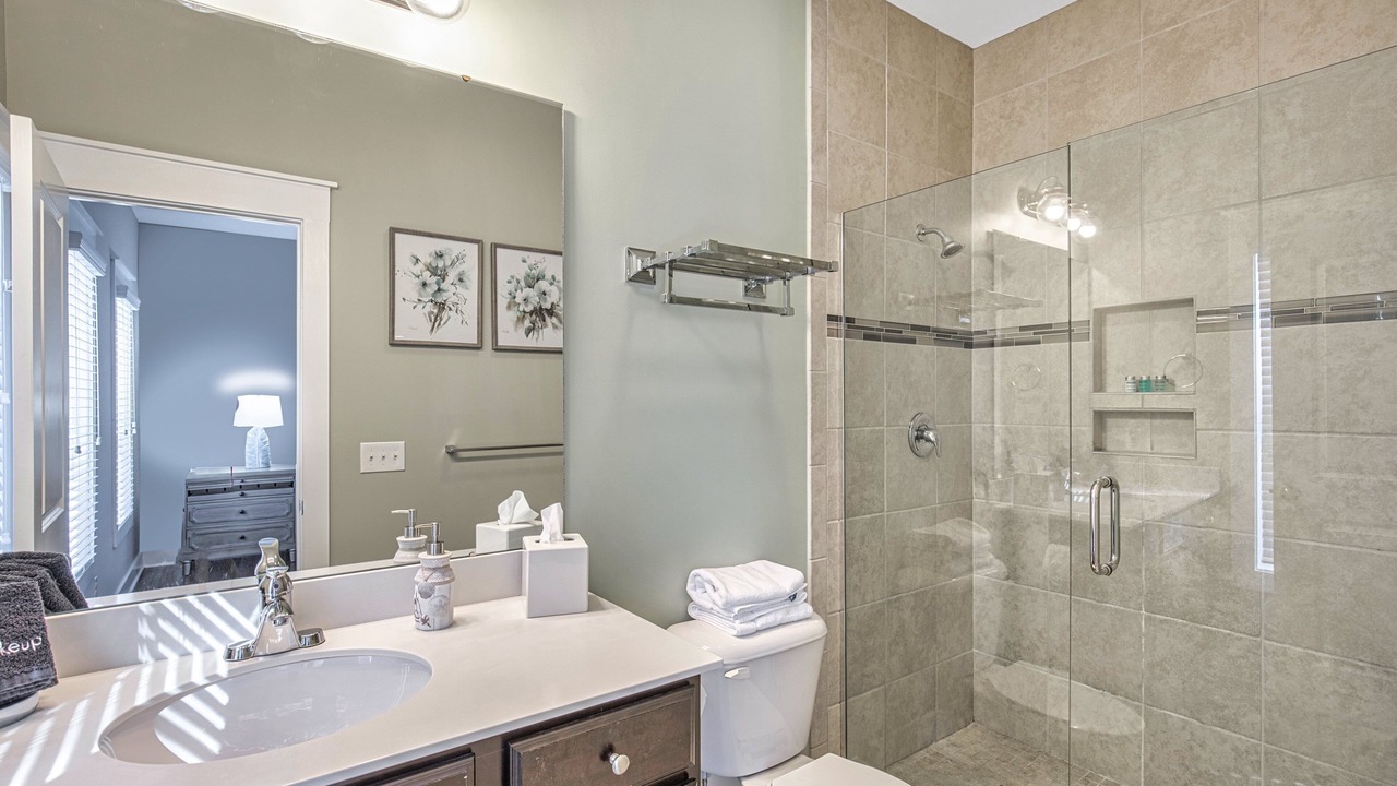 Photo of Bathroom in Folly Field